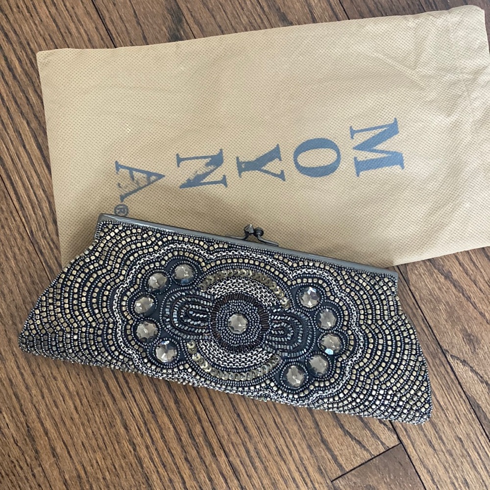 Moyna Couture Beaded Evening Bag / Clutch with Strap - Style PE2711 - NWT